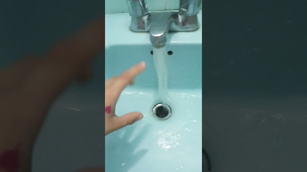 "si metes tu dedo en agua extremadamente caliente" 