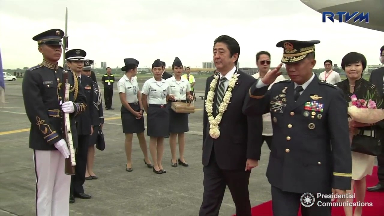 Arrival of Prime Minister Shinzo Abe in Manila