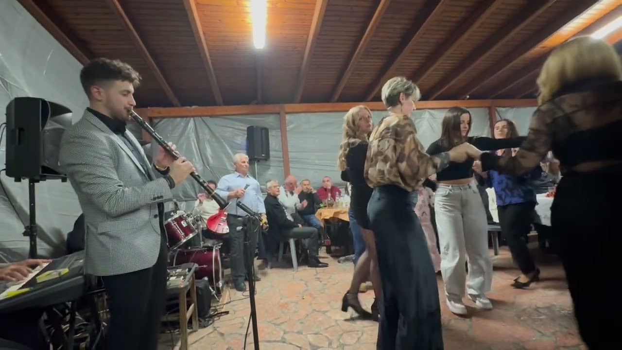 Τάκης Μπαλάσης Ι Κώστας Τσαρουχάς Κλαρίνο Ι Βαρβάρα Ι Η Βασίλω Έχει Κέφια 