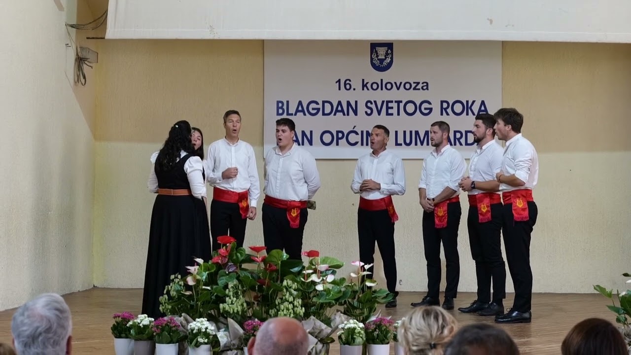 Nastup mješovite klape KU Ivo Lozica na svečanoj sjednici Općine Lumbarda, 13.8.2024.