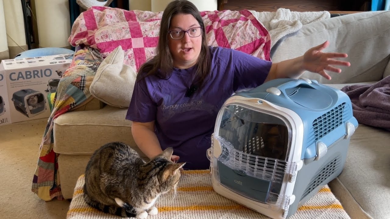 Catit Cabrio Cat Carrier Review