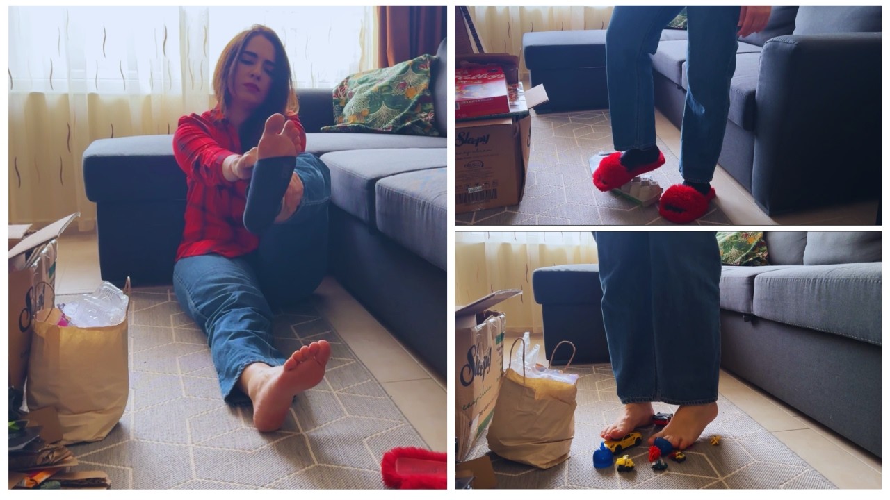 ASMR Recycling Session | Tearing Brochures, Paper and Stomping Cars and Boxes