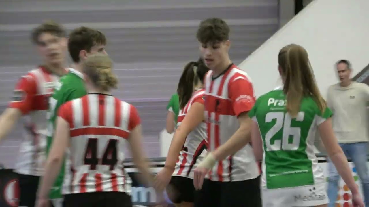 Korfbalvereniging Fortuna A1 tegen DVO  A1 op 22 maart 2025.