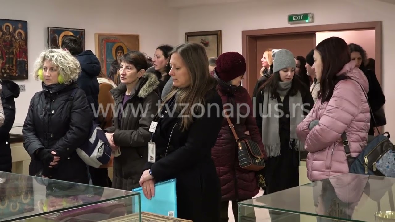 VODIČI OŽIVELI NIŠKE PRIČE KROZ PEŠAČKE I AUTOBUSKE TURE