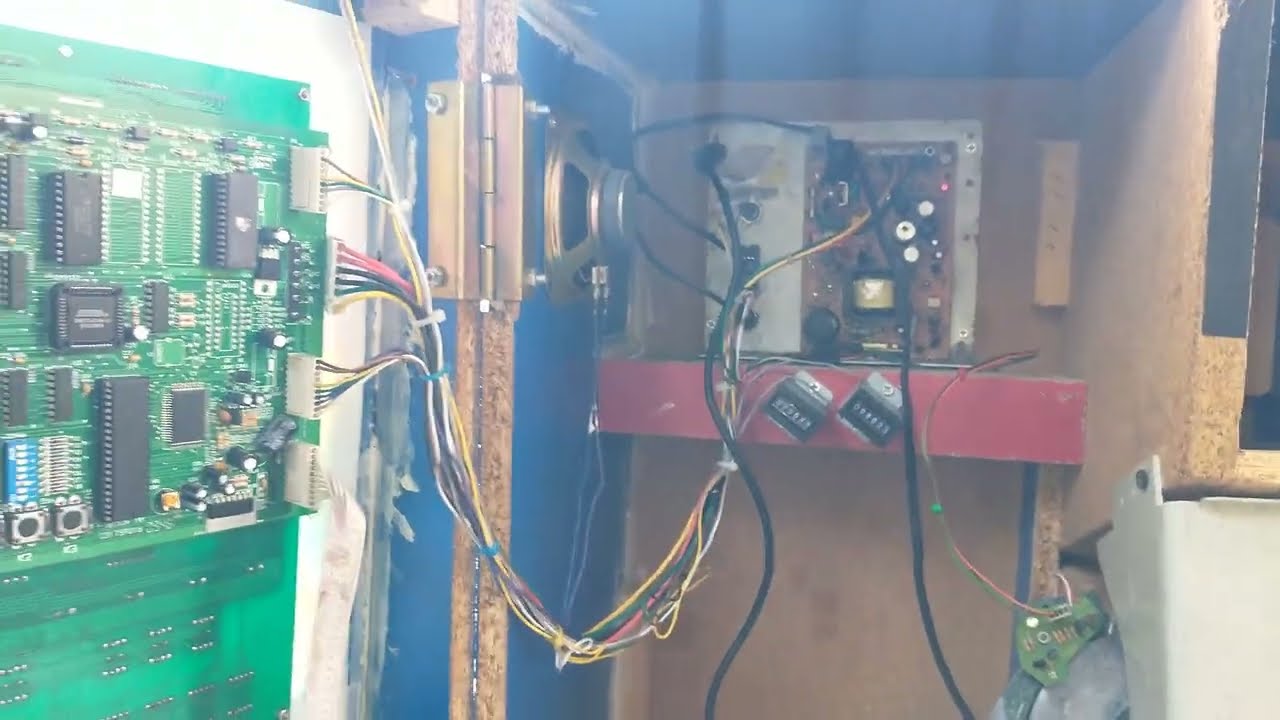 Falla 02 hooper se queda dando monedas de la maquina tragamonedas o tragaperras Pikachu Peluso Tv