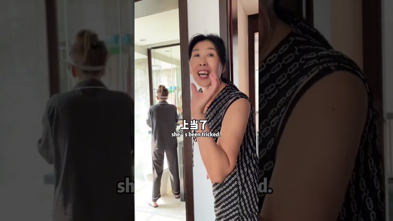 When your daughter pranks you into thinking she‘s late for school!被女儿套路以为上课迟到！ #funnyvideos