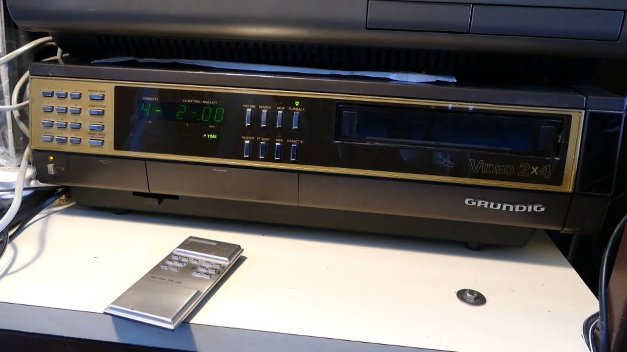 Ремонт магнитолы Grundig 2x4 Super Video2000.
