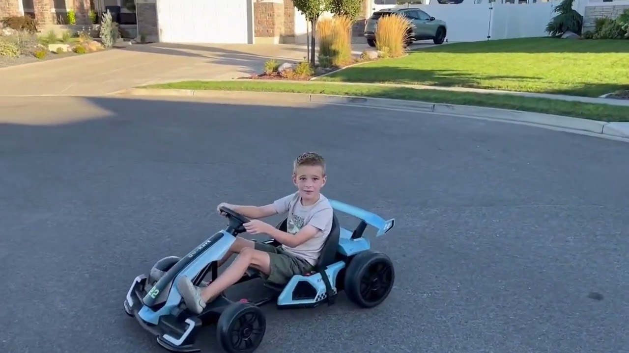 Funcid 24V 7AH Go Kart for Kids, 300W Powered Ride on Toys for 6+