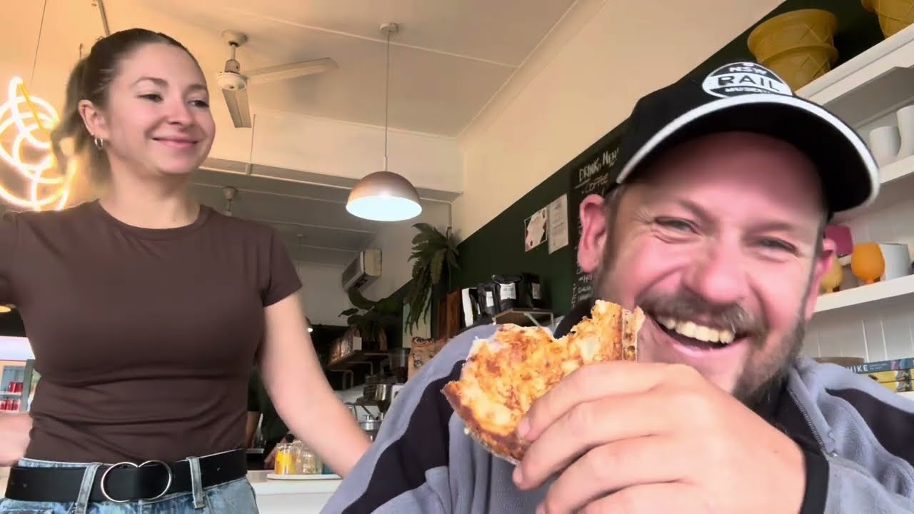 4 Year Anniversary Special ( with Brooke! at her cafe - South Paradiso )