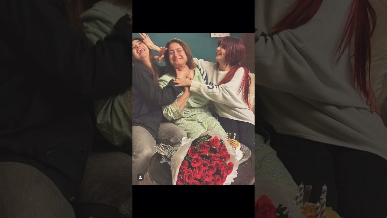 Hania amir celebrate Mother&rsquo;s Day with her mother #youtubeshorts #ytshorts #haniaamir