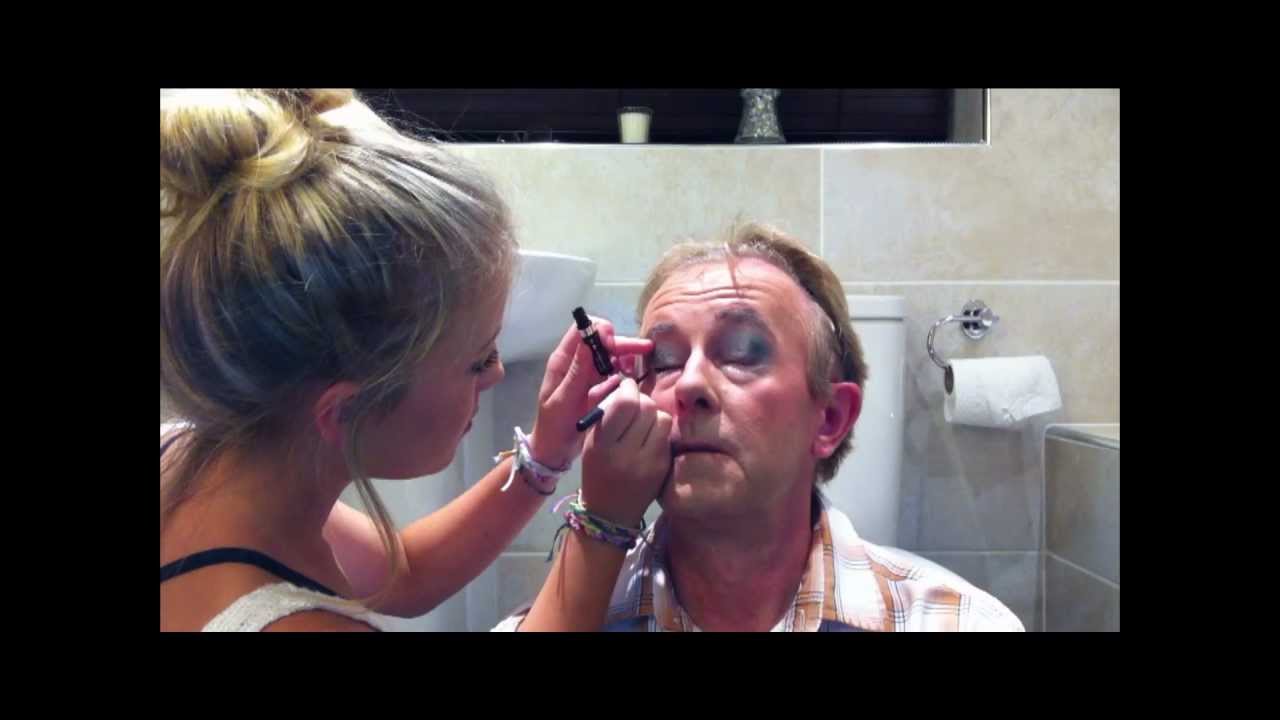 me doing my dads makeup
