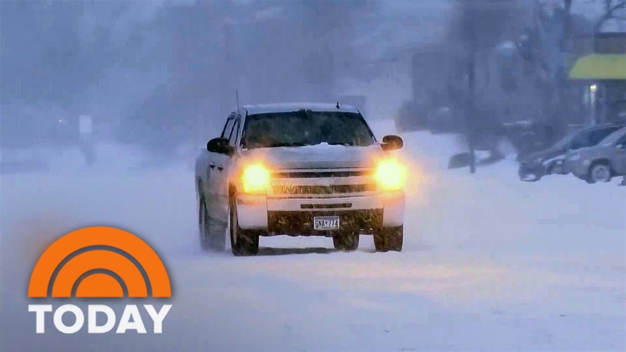 Parts Of Midwest Get A Foot Of Snow In Early Winter Storm