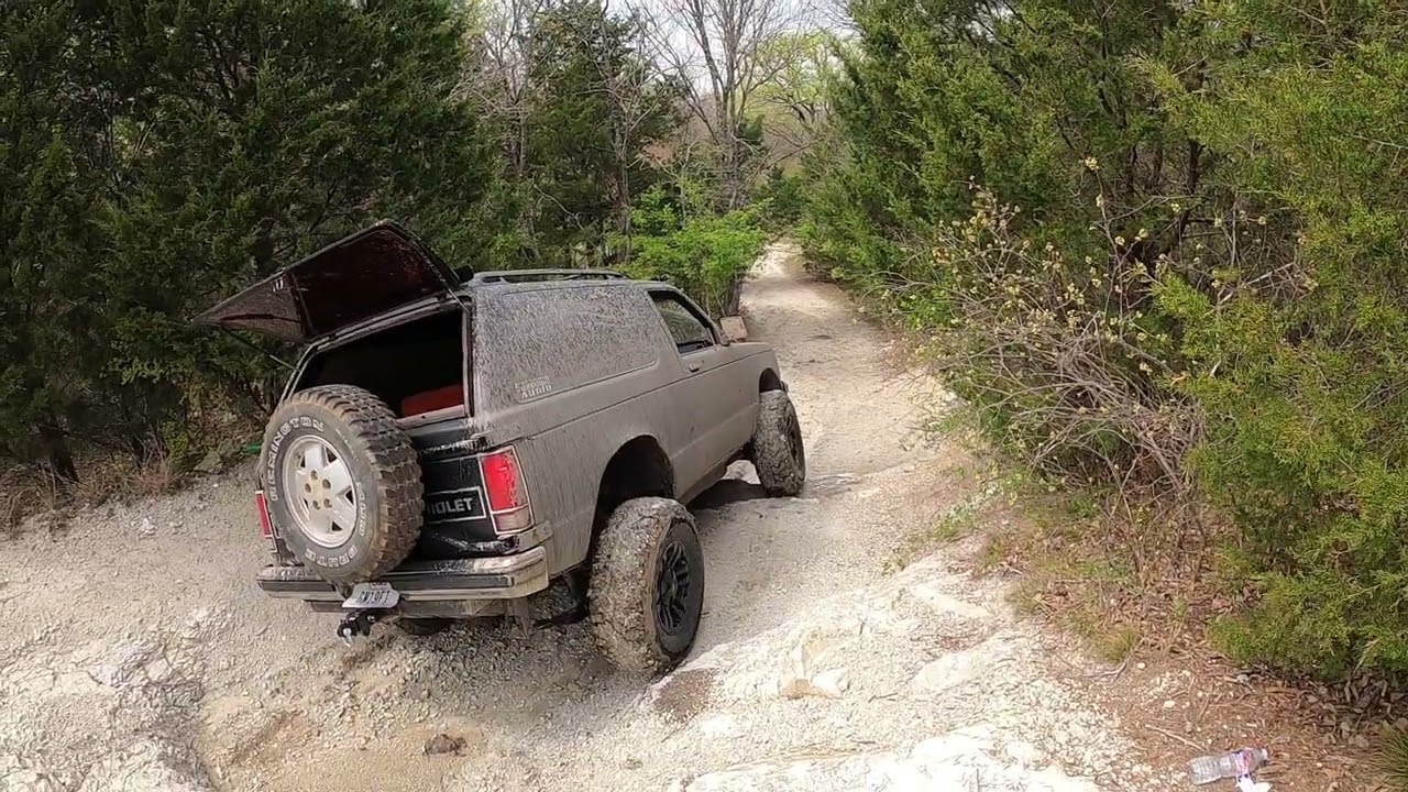 1985 s10 blazer 4x4 offroad