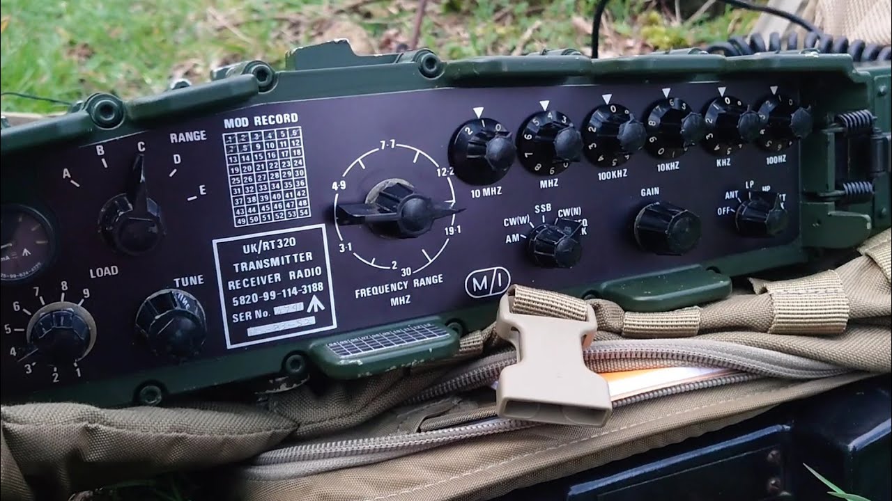 Présentation du UK/RT 320  PRC 320, mise en oeuvre et QSO.