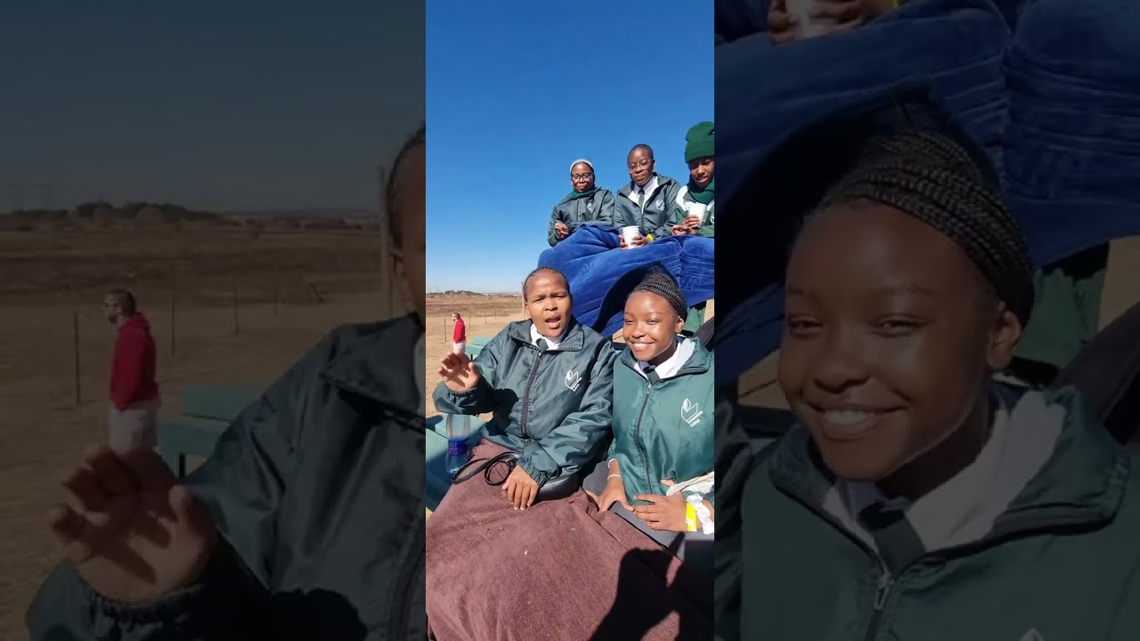 Barnstormer Airshow - Visiting college  - Aeromodelling pilots sharing experience @RCVideoReviews