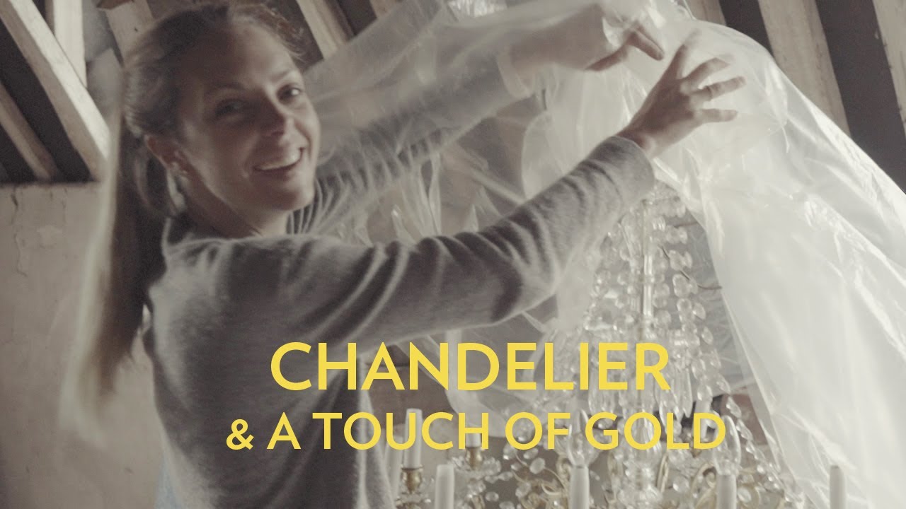 Chandelier and a touch of gold - How to renovate a Chateau (without killing your partner) - Ep. 3