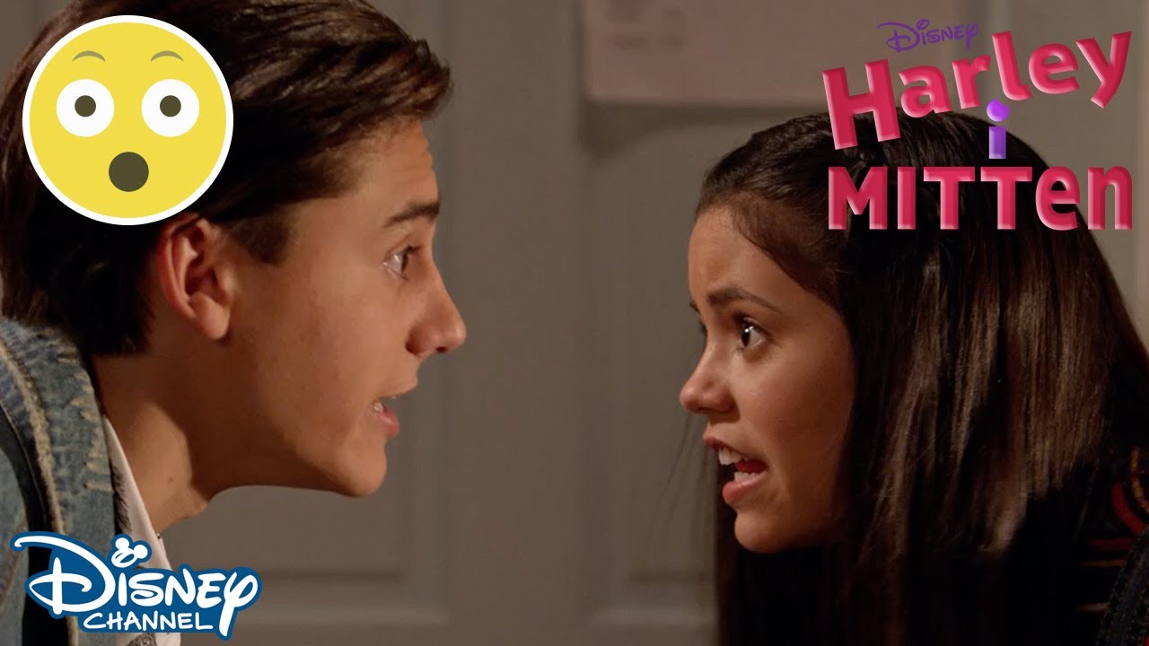 Premiärpartyt går fel 🎉 | Harley i mitten | Disney Channel Sverige