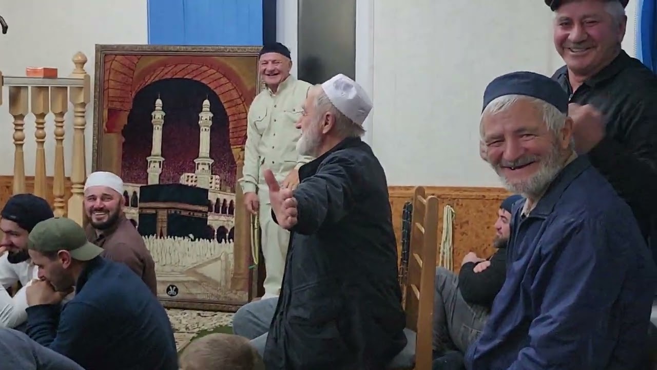 Маджлис в честь доброй газеты 