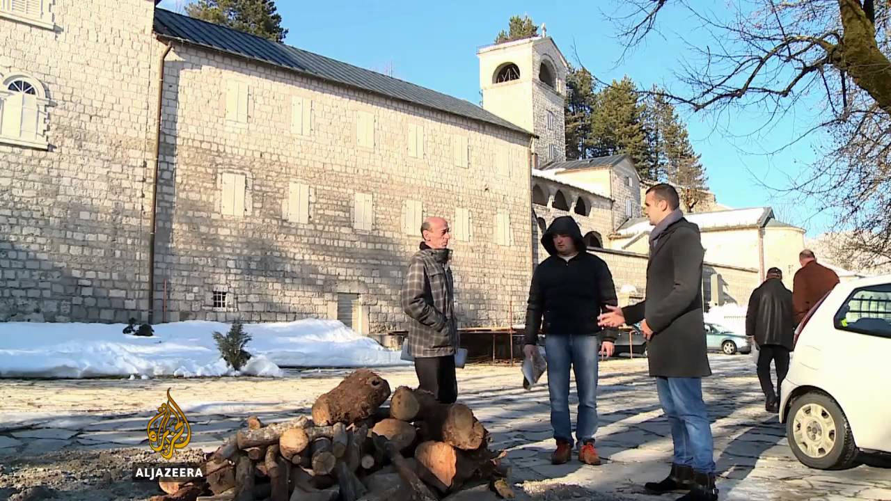 Dva badnjaka na Cetinju