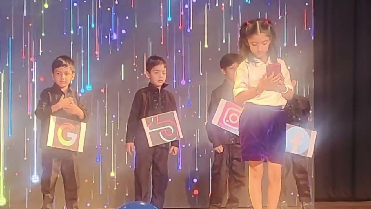  अपने बच्चों को सोशल मीडिया से बचाए मोबाइल से दूर रखें