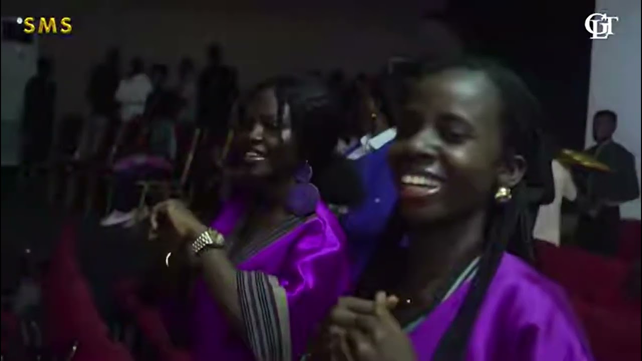 PRAISE SESSION WITH TEMITOPE ADENIRAN AT SMS WITH APOSTLE SEGUN & FUNKE OBADJE (GLT INT'L CHURCH)