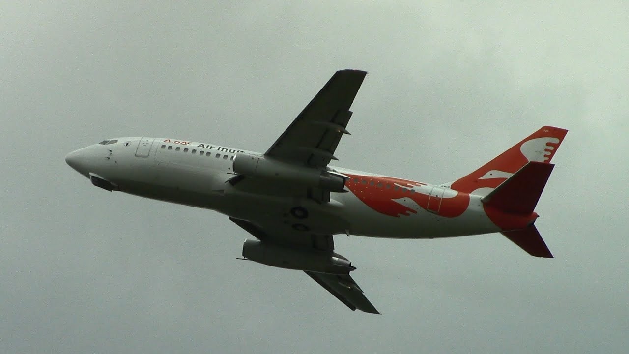 Air Inuit | Boeing 737-200 take-off | C-GAIG | Val-d'Or (CYVO)