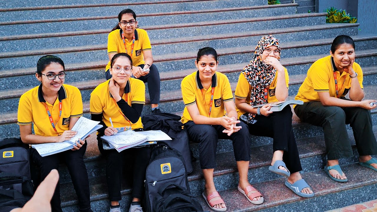Morning shift class in CLC Sikar | Girls student Win