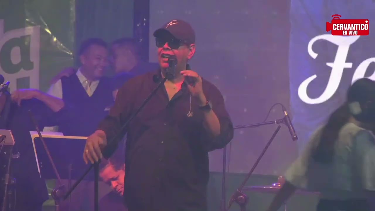 FERNANDO VILLALONA EN EL CIERRE DE LAS FIESTAS PATRONALES LAS MERCEDES 2022 DE SANTIAGO RODRIGUEZ
