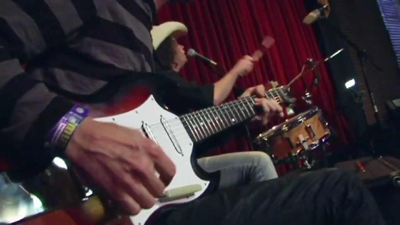Elliot Randall & The Deadmen 