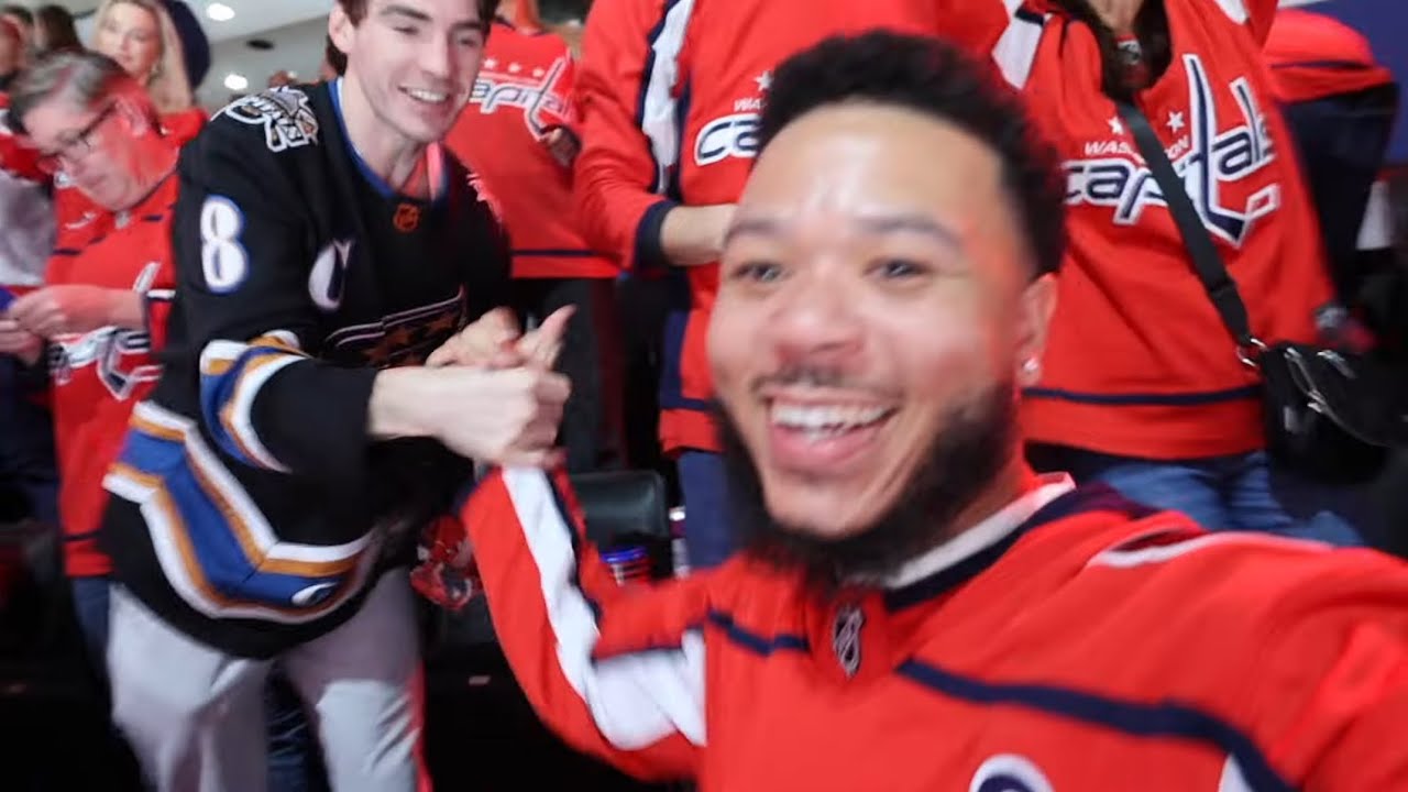 I Went to my first hockey game!