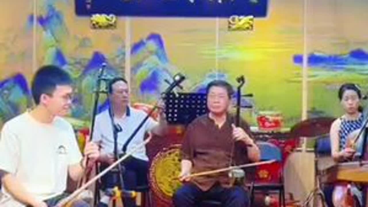 步入深宫似梦回 千年往事入心扉《半夜梦》领奏李森～汕头市精艺阁会乐典演
