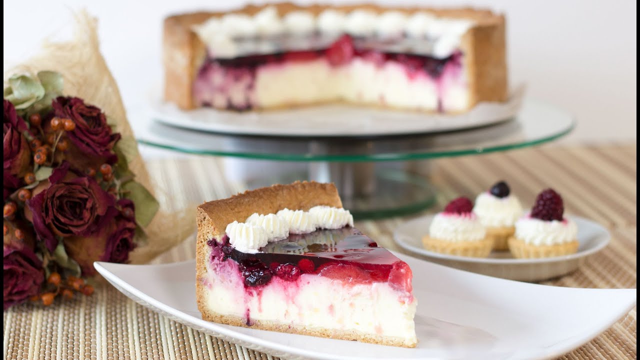 Mileram torta - kremasta fantazija sa šumskim voćem