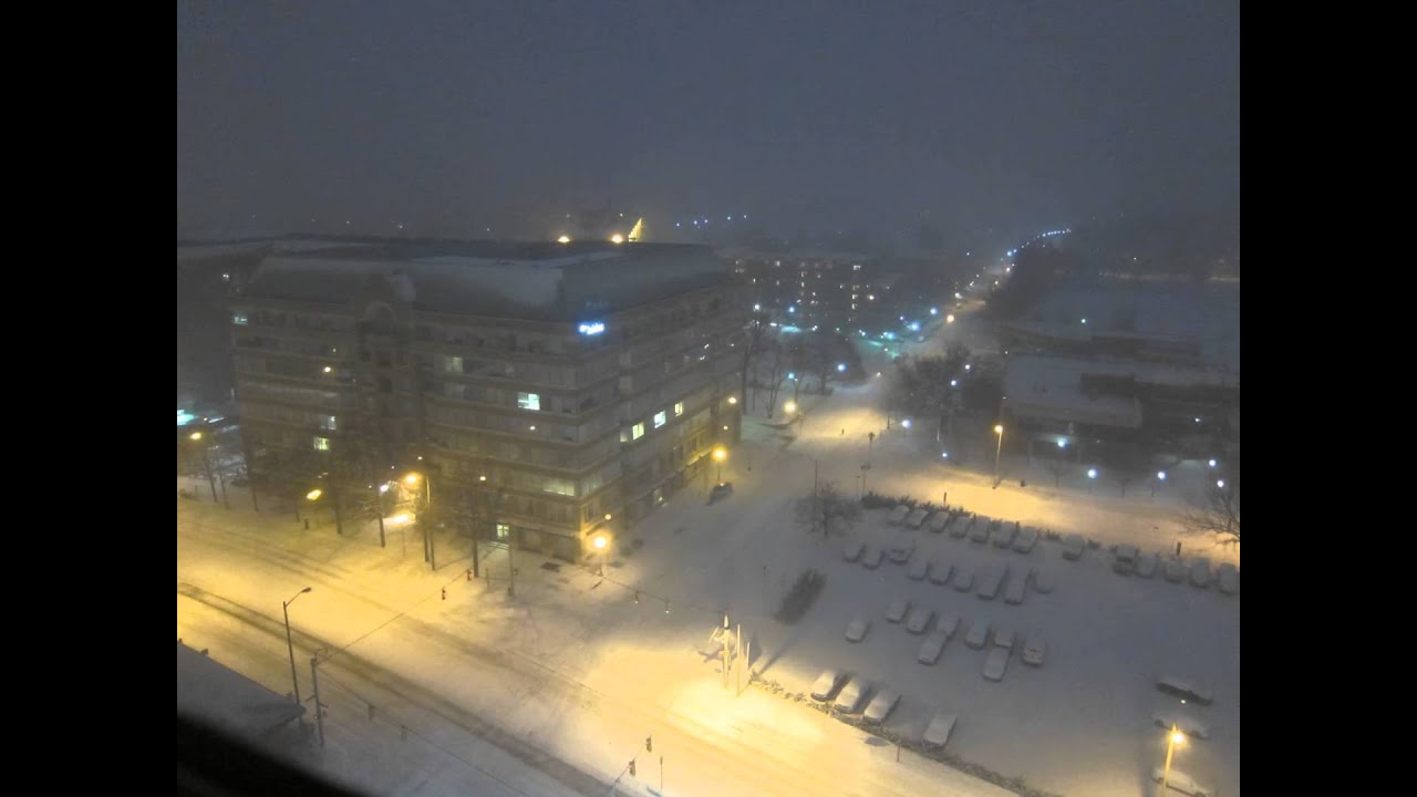 Part 1 of Blizzard Hitting Washington, DC in Jan 2016