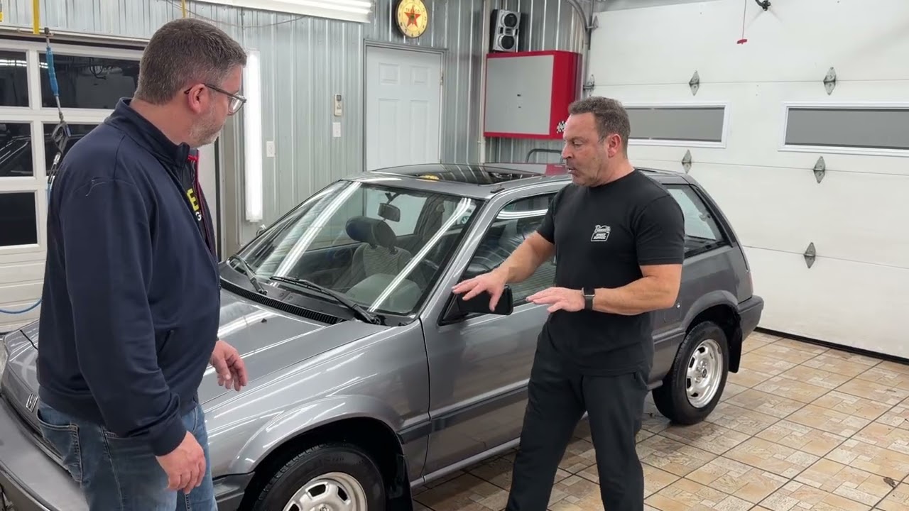 Nettoyage de la Civic 1500 S 1986 apr&egrave;s 4 920 km de route.