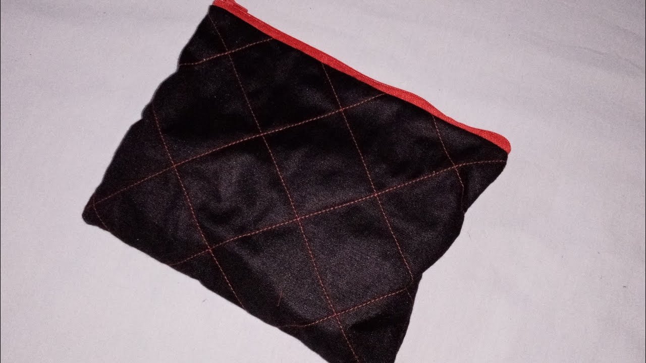 DIY Fabric Pouch/purse 👛 making at home || sew in 10minutes #fabric #leftover #cuttingandstitching