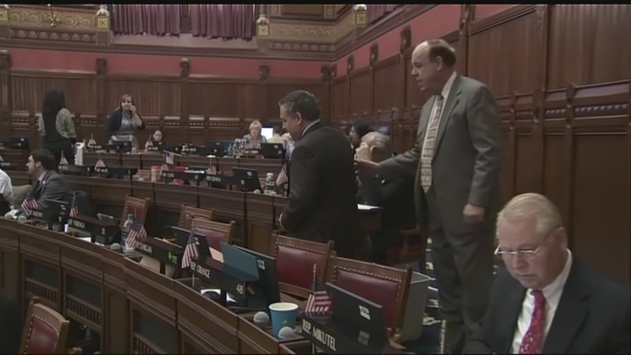 Right to video record police up for debate