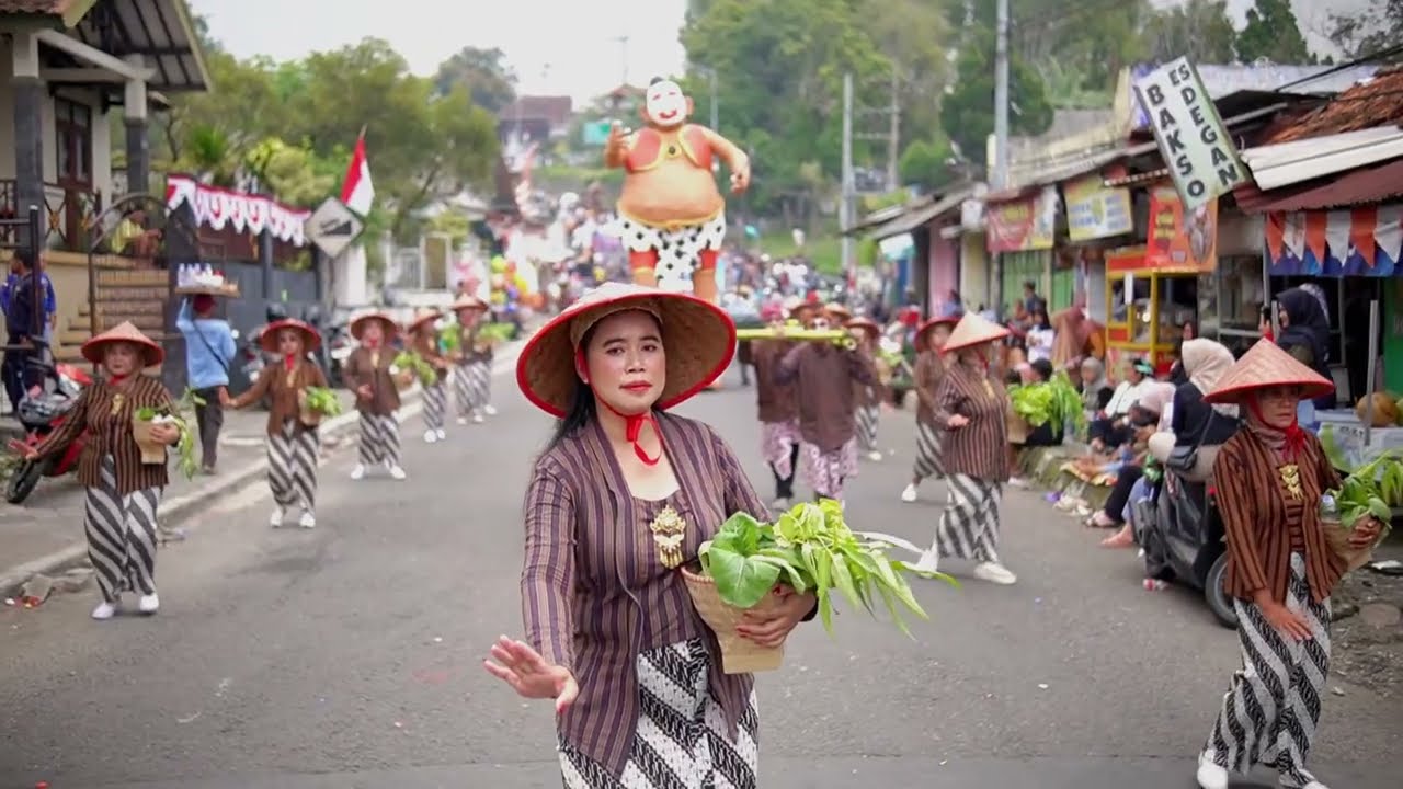 Pawai Budaya Trawas Trashion Carnival || Desa Duyung Trawas 2025