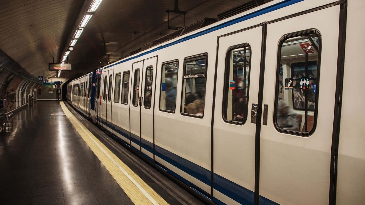 The Subway Train That Arrives 50 Years Late: SCP-52