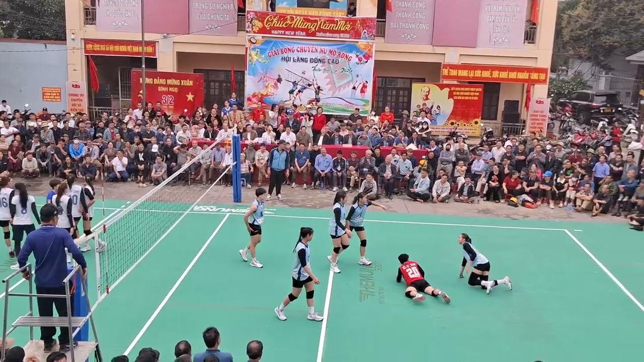 TRẬN CHUNG KẾT BÓNG CHUYỀN NỮ  KINH BẮC BẮC NINH GẶP HÀ NỘI 