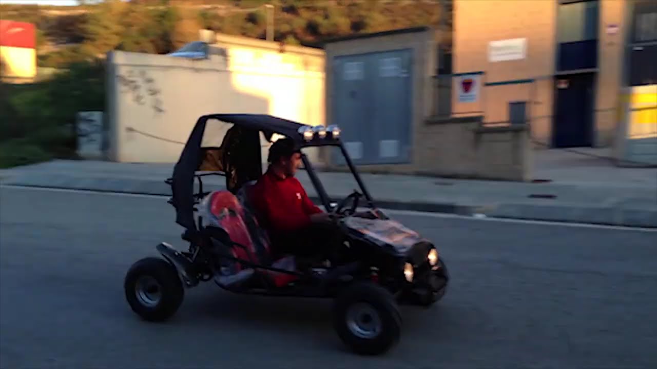 Buggy con motor de gasolina 125cc - BipAndBip