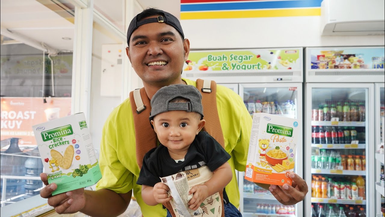CEMILAN BAYI AZAM HABIS 👶 PAPAH BELI CEMILAN BAYI | Mamah Azam