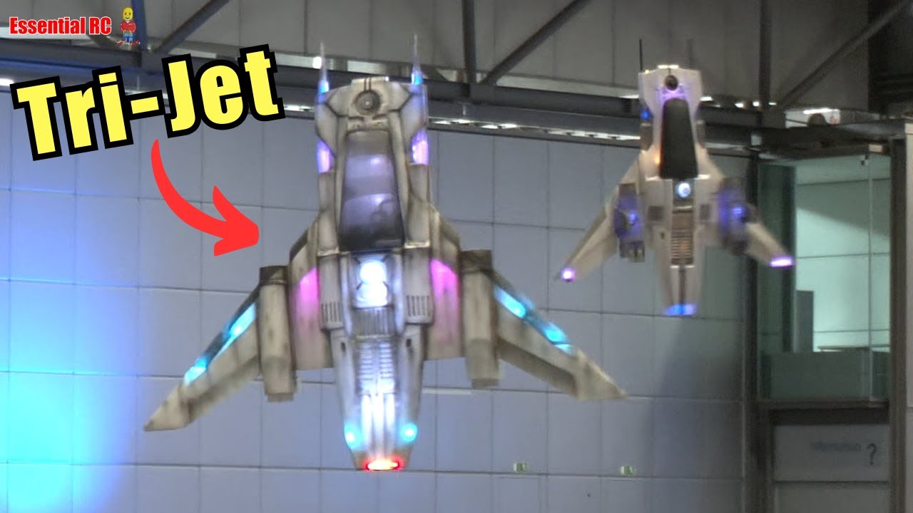 FUTURISTIC Tri-Jet S-91X Pegasus TRIO Gravity Defying Flight Demonstration