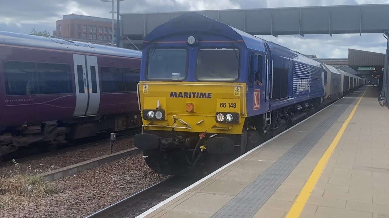 TRAINS AT LEICESTER STATION 26.6.25