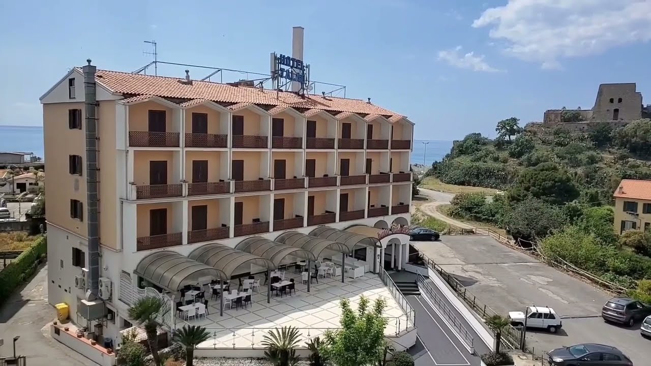 Tour of Our Italian Home