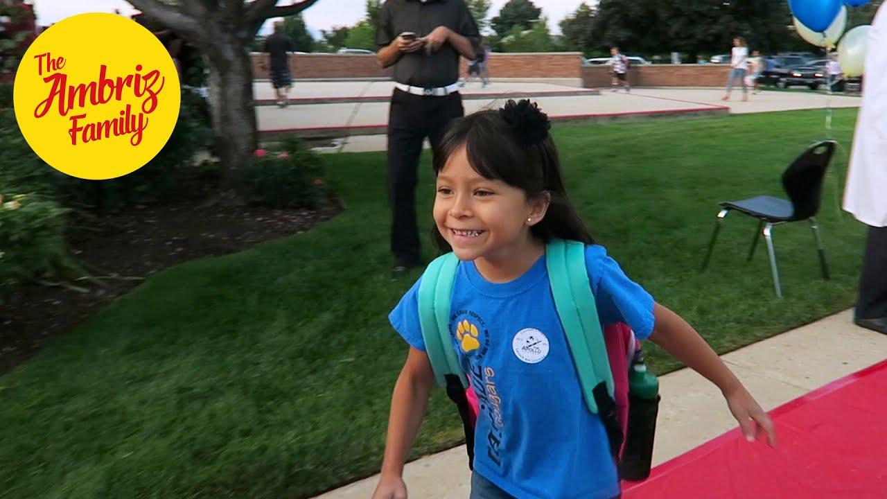 FIRST DAY OF 2nd GRADE! 📓 😃 📚 | The Ambriz Family