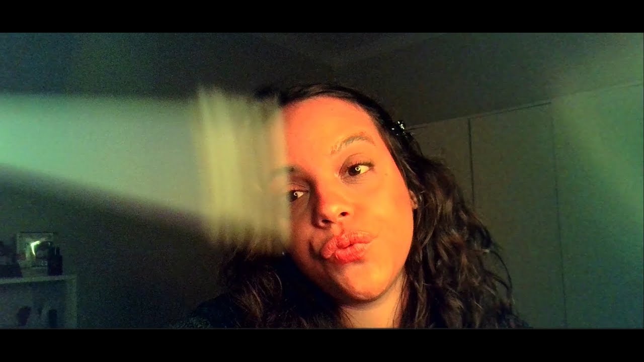 POV: Tu amiga te maquilla (ASMR Softspoken)