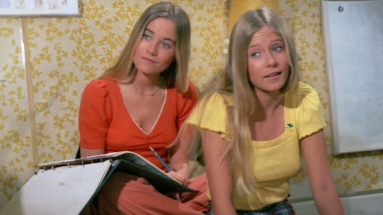Nobody Noticed These Silly Brady Bunch Bloopers
