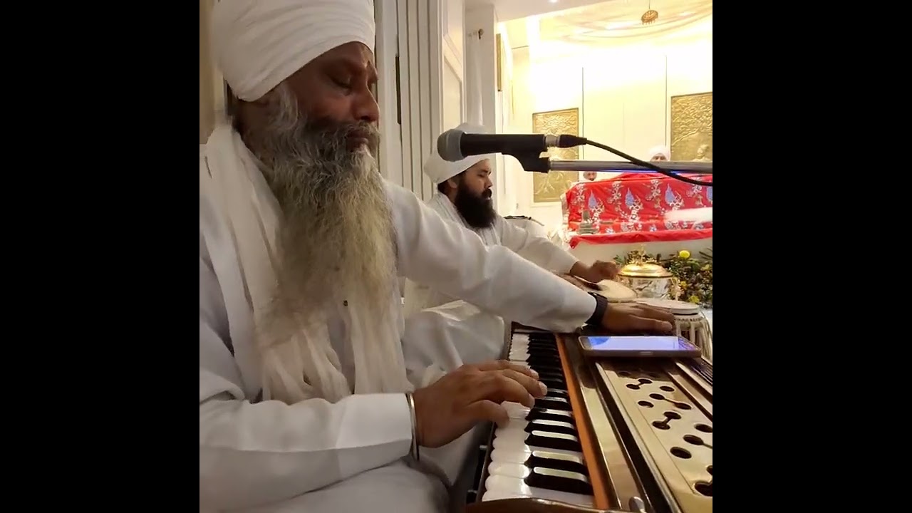 Sabd kirtan gurbani Bahi balvir Singh Dehli wale Tabla bhai manveer Singh Mubai Kirtan smagam 
