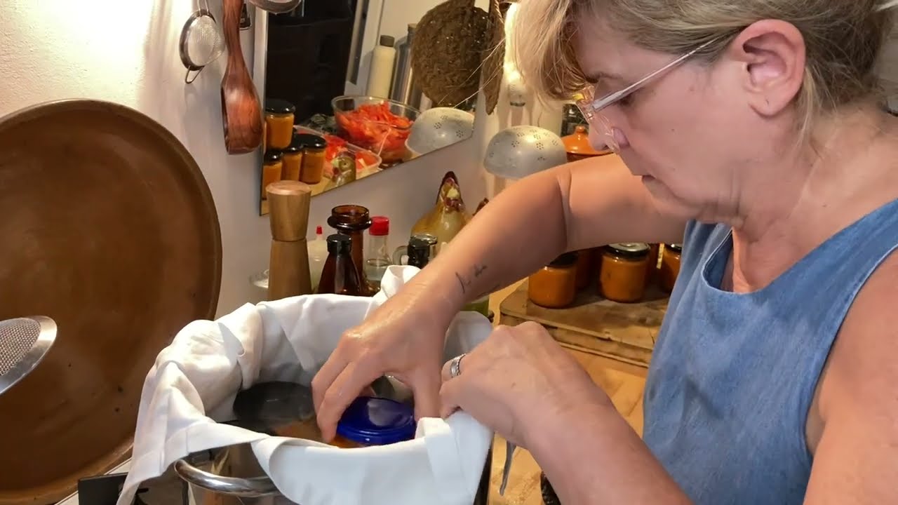 DÍAS DE VERANO LENTOS, HACEMOS MERMELADA DE TOMATE