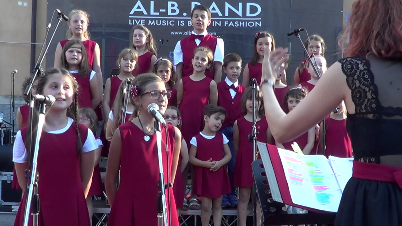 Occidentali's karma - Piccolo Coro Millenote